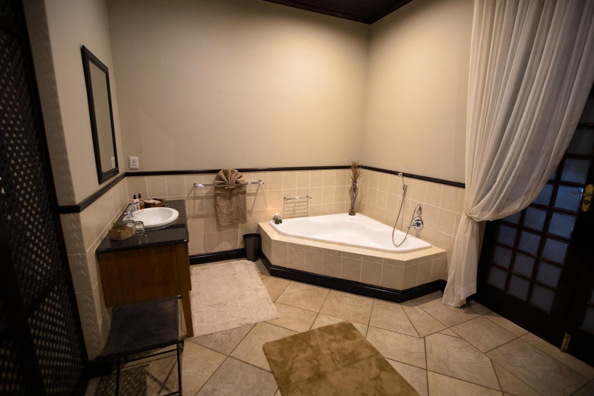 Swartberg Private Game Lodge 오쇼른 외부 사진