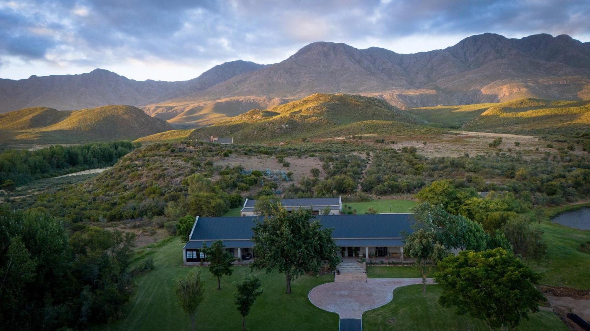 Swartberg Private Game Lodge 오쇼른 외부 사진